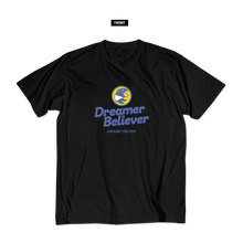 画像をギャラリービューアに読み込む, Dreamer Believer Tシャツ
